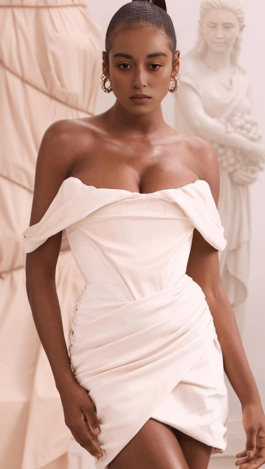 GONNA PLISSETTATA CON TOP A TUBO IN AVORIO