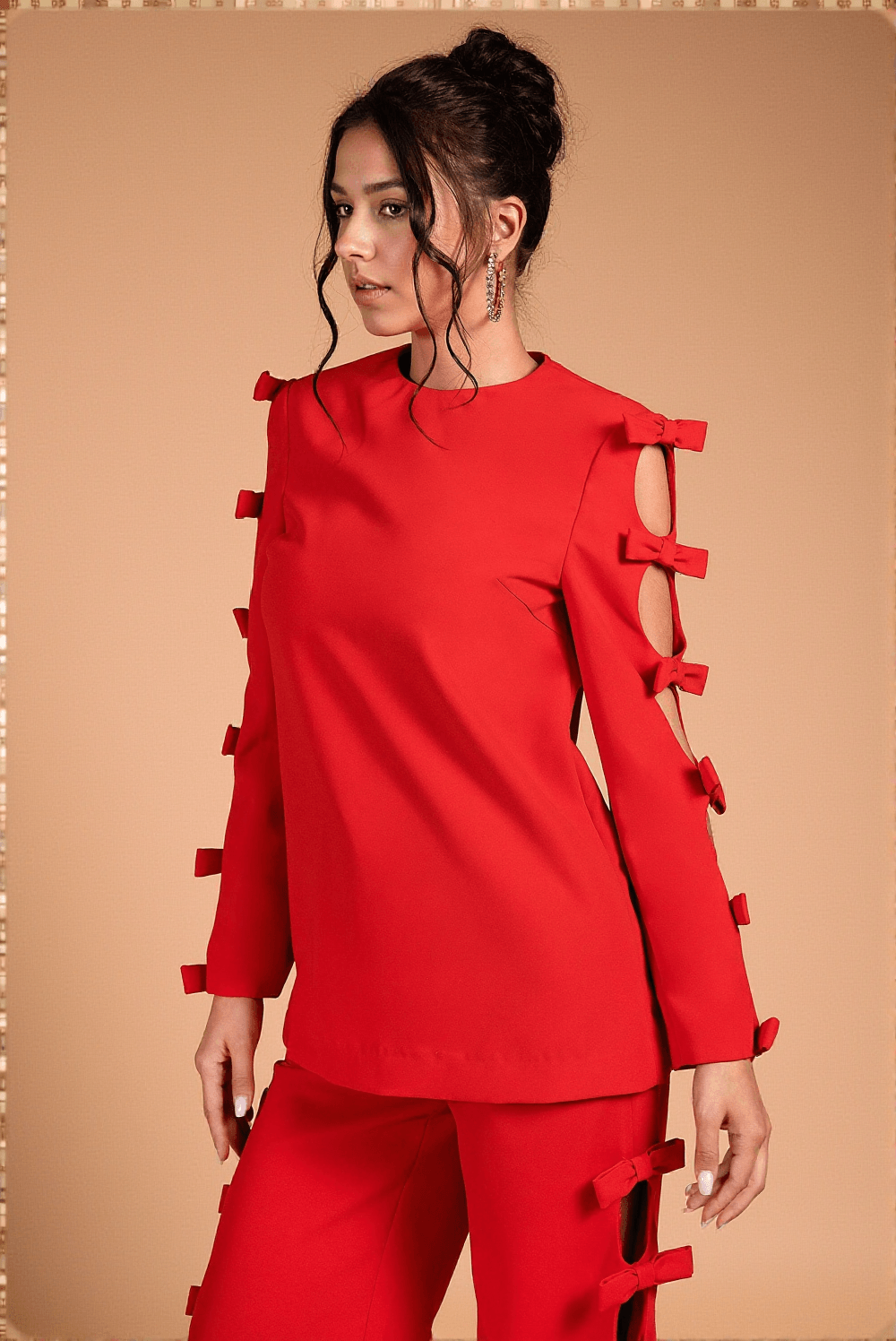 Fayanna Schmetterlings-Ausschnitt-Ensemble