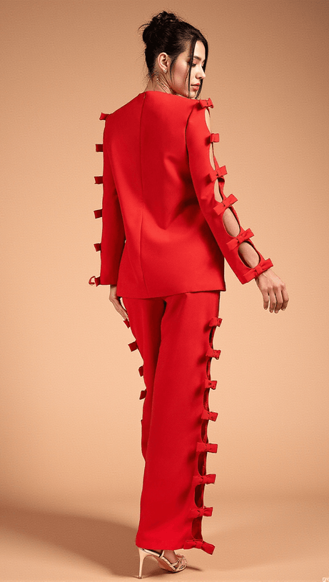 Fayanna Schmetterlings-Ausschnitt-Ensemble