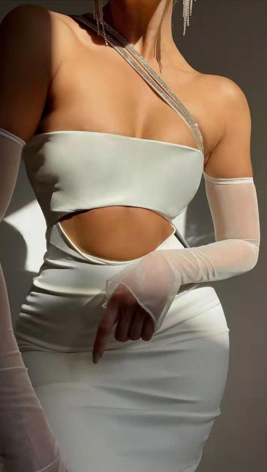 CUT OUT BODYCON MIDI DRESS IN IVORY