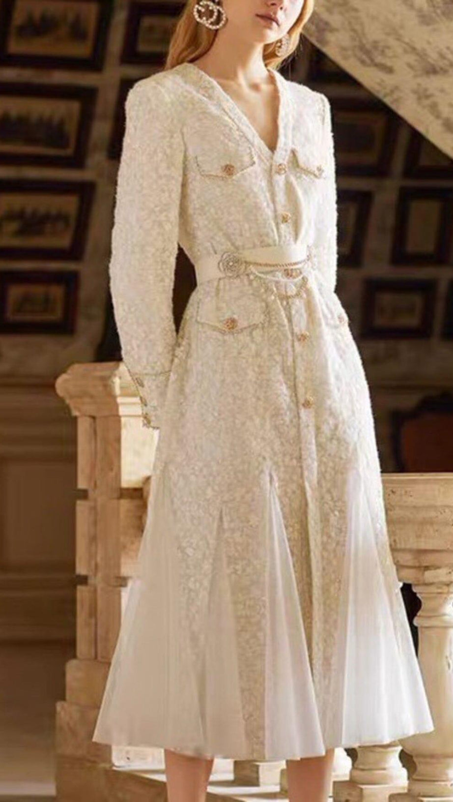 BEIGE LIGHT LUXURY MESH FISHTAIL LACE THICKENED DRESS