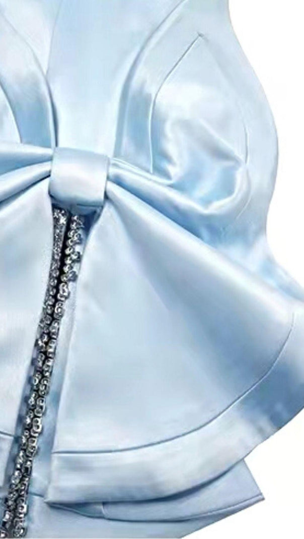 MINI ABITO CON FIOCCO DI CRISTALLI IN AZZURRO