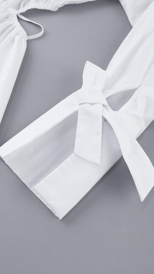 ABITO CAMICIA CON TAGLIO IN VITA
