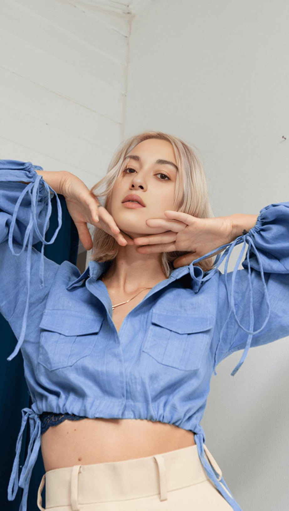 BRAWSTRING WAIST SHORT SHIRT IN BLUE