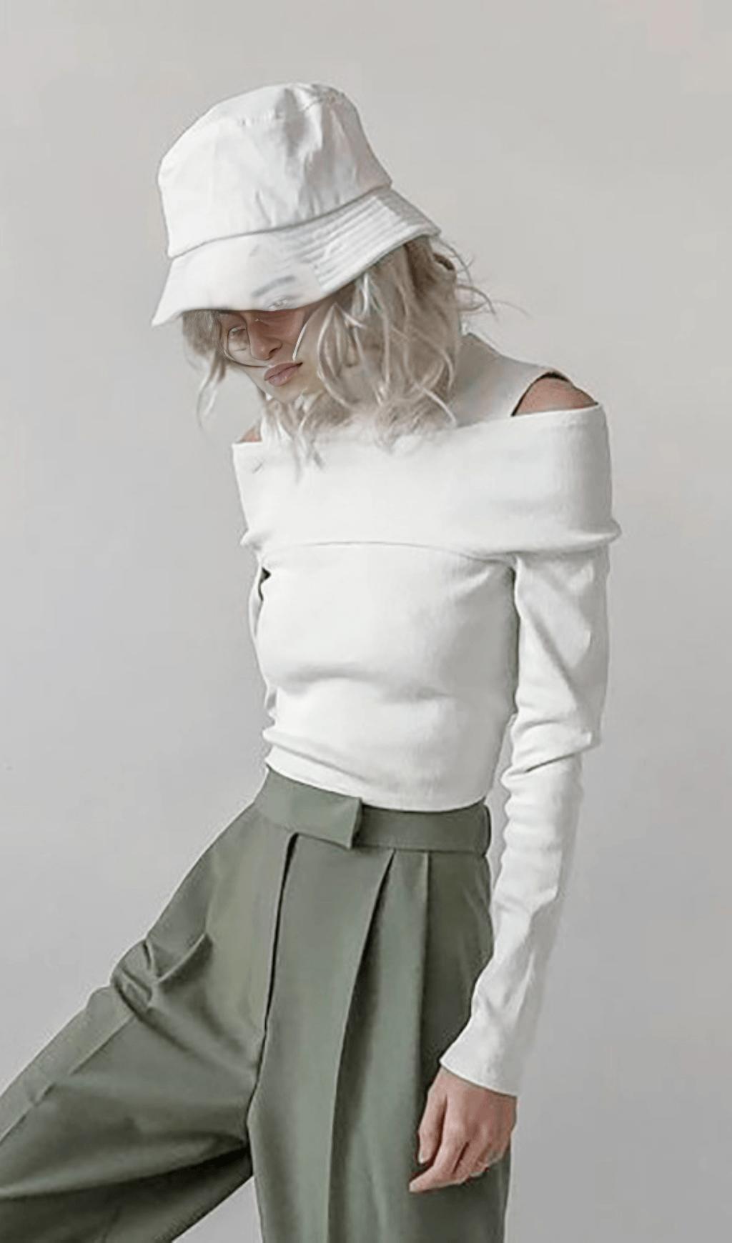 OFF-THE-SHOULDER SOLID COLOR T-SHIRT