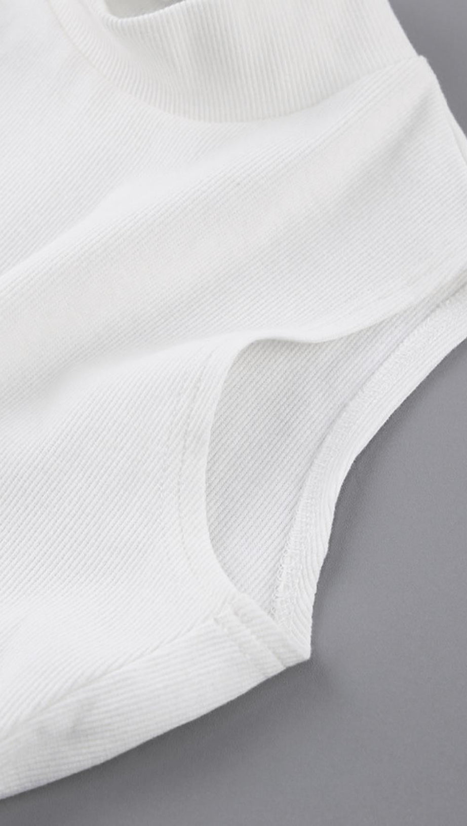 OFF-THE-SHOULDER SOLID COLOR T-SHIRT