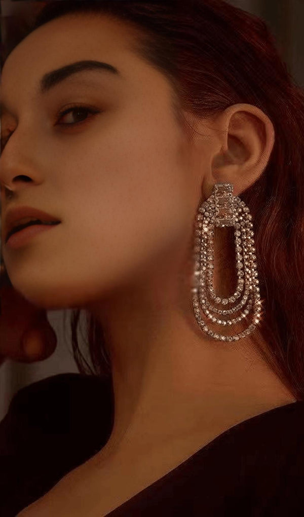 Oval tassel earrings