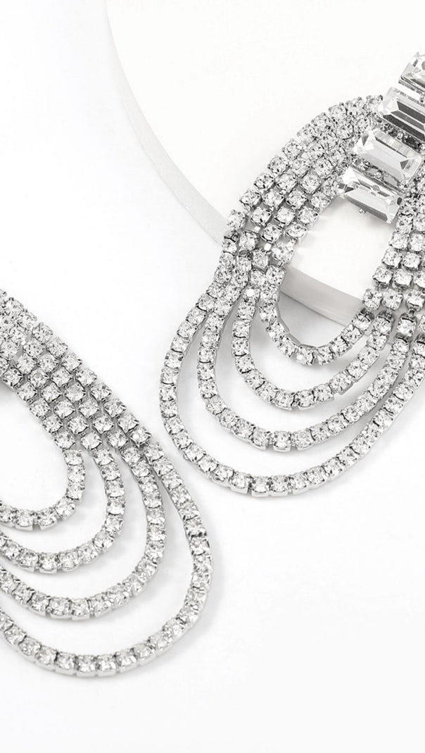 AIIZIE OVAL TASSEL EARRINGS - product image