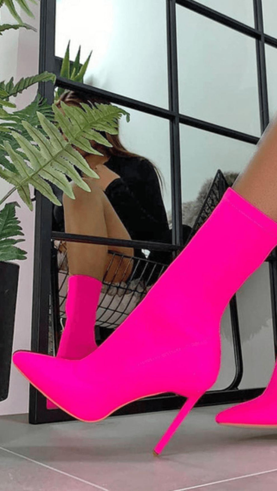 Mittelhohe Stiletto-Absätze mit Röhrensohle