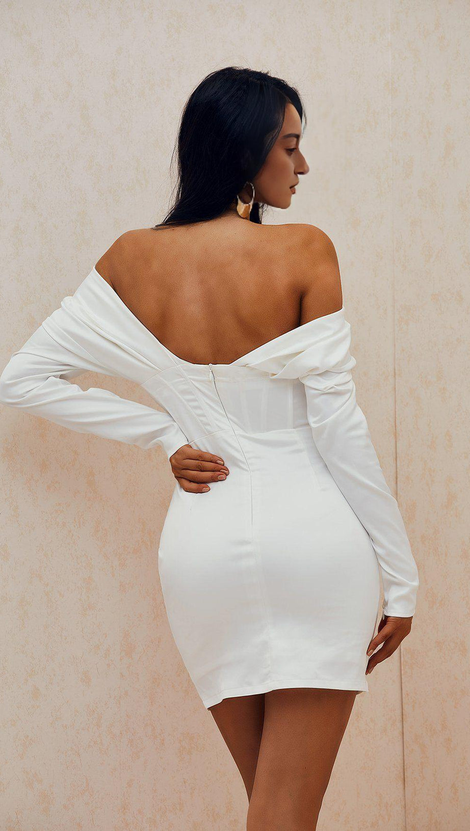 Elfenbeinfarbenes Satin-Korsett-Minikleid