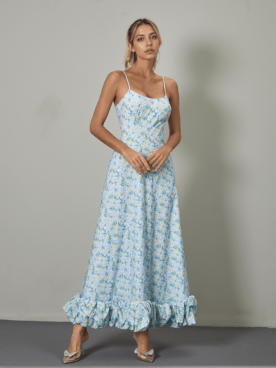 ILSA SPAGHETTI FLORAL MAXI DRESS IN BLUE