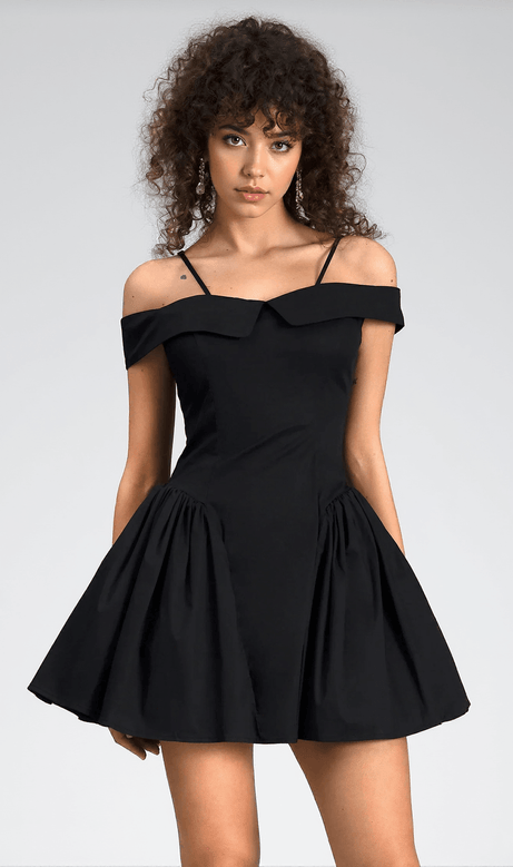Mini abito Vassia con spalle scoperte in nero