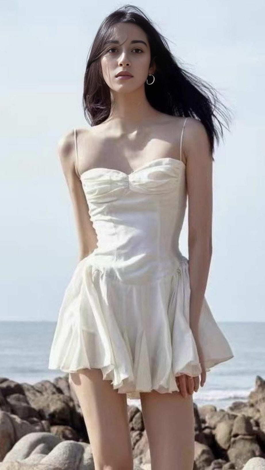 STRAPLESS SUSPENDER MINI DRESS IN WHITE