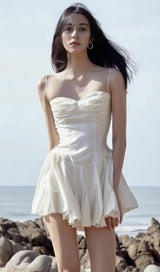 STRAPLESS SUSPENDER MINI DRESS IN WHITE