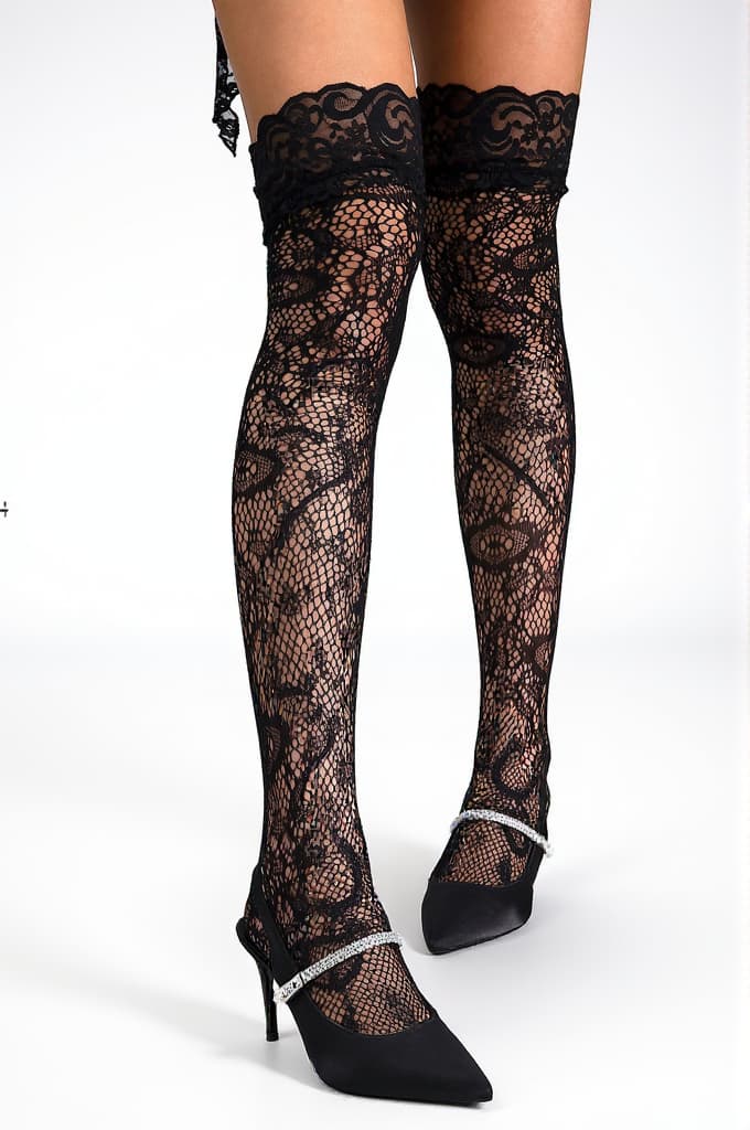 Raniyah Lace Thigh Socks