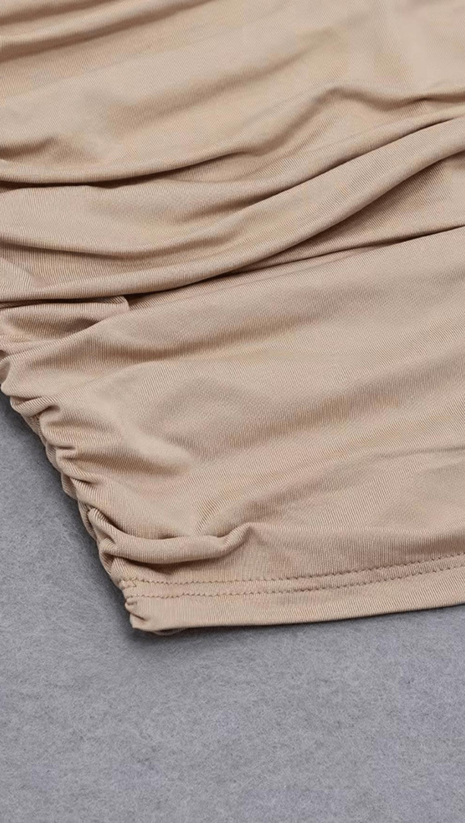 BACKLESS SLIM WRAP HIP DRESS