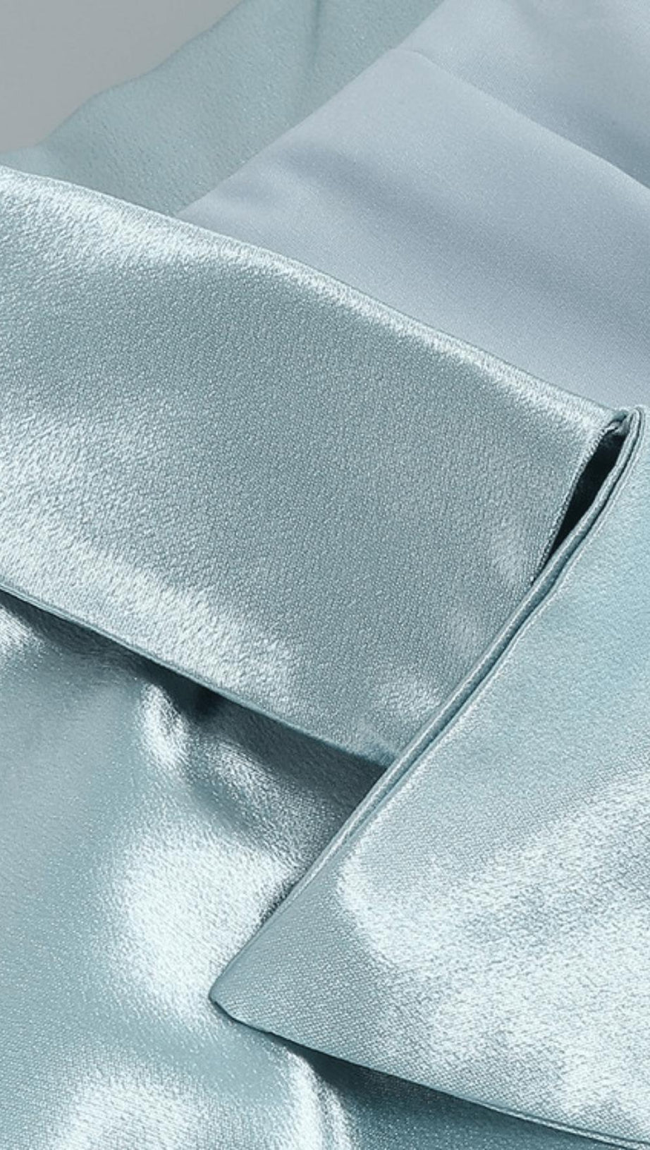 FEATHER SHORT BLUE SUIT