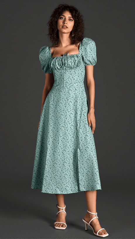 Diann – Geblümtes Kleid mit seitlichem Schlitz und Puffärmeln