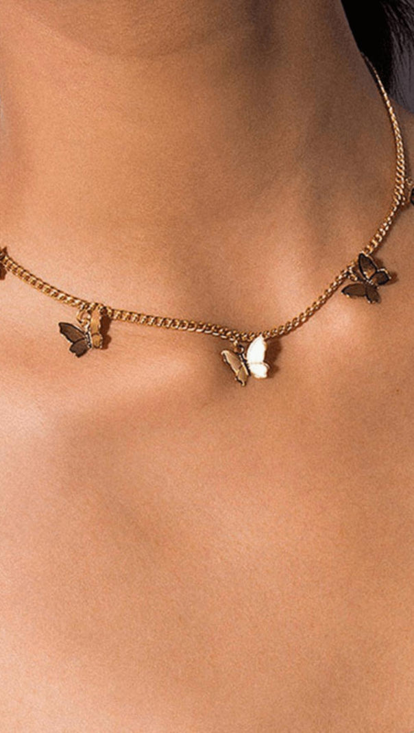 AIIZIE METAL BUTTERFLY TASSEL PENDANT - product image