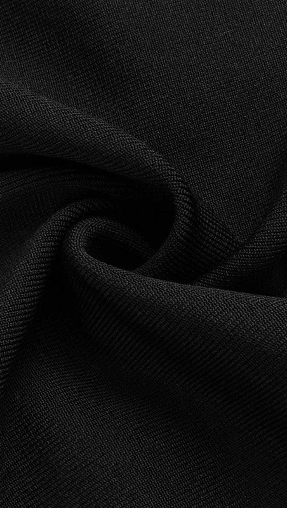 CUT OUT MAXI DRESS IN BLACK