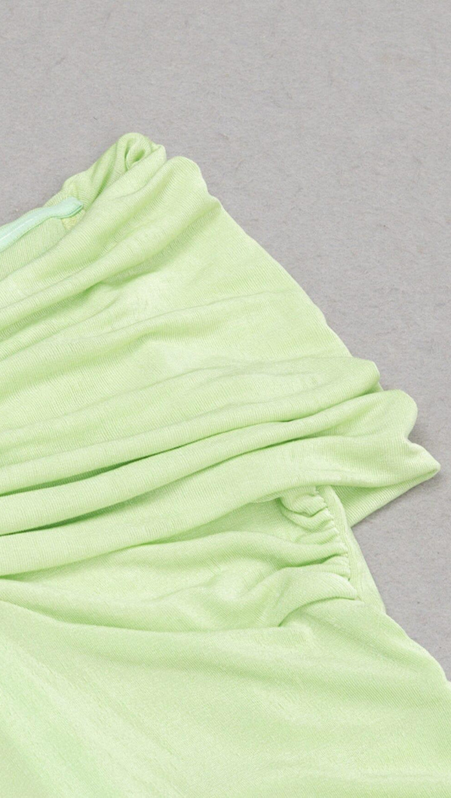 FLORA SLEEVELESS BANGAGE MAXI DRESS IN OLIVE GREEN