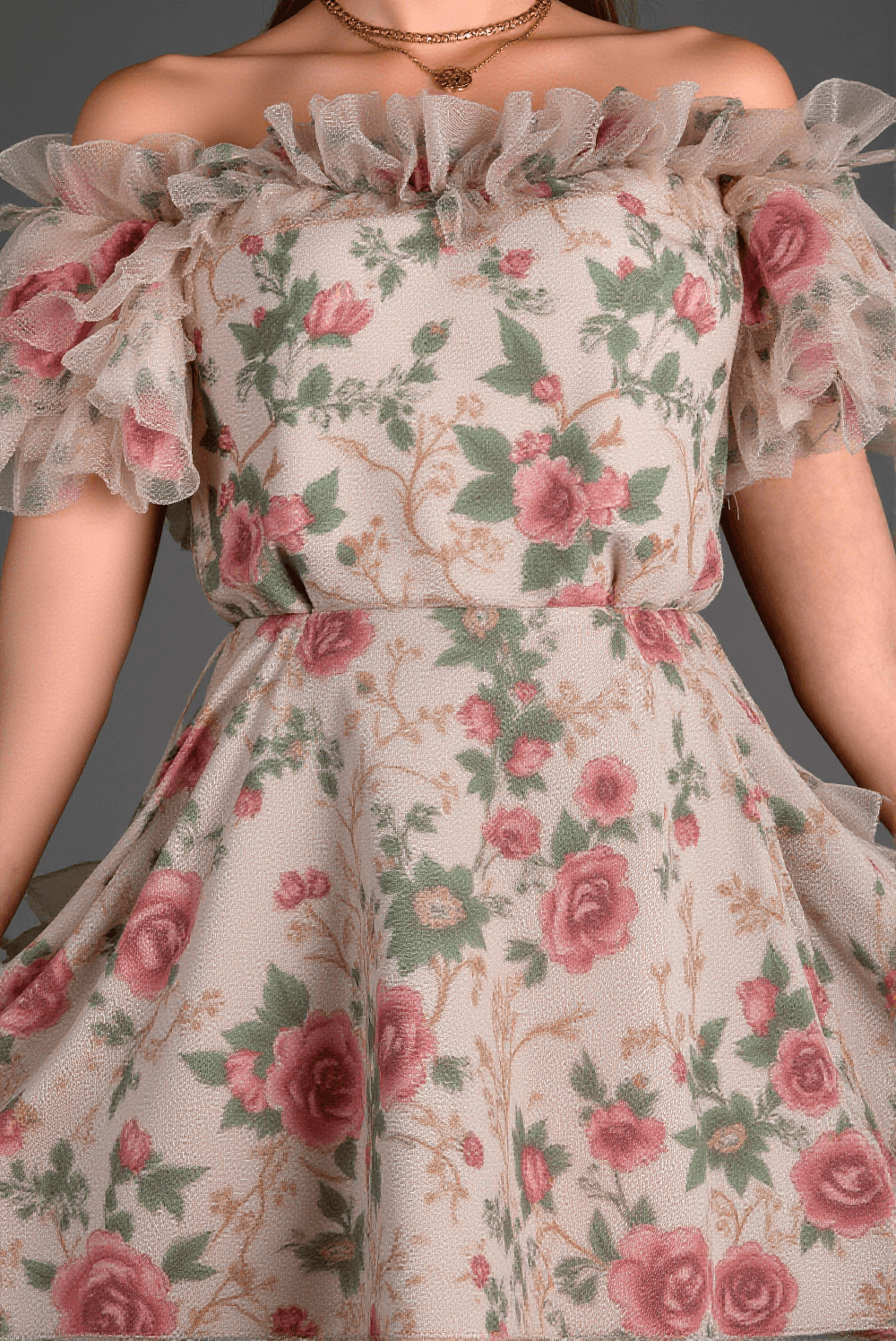 Gabraki – Minikleid mit Blumenrüschen
