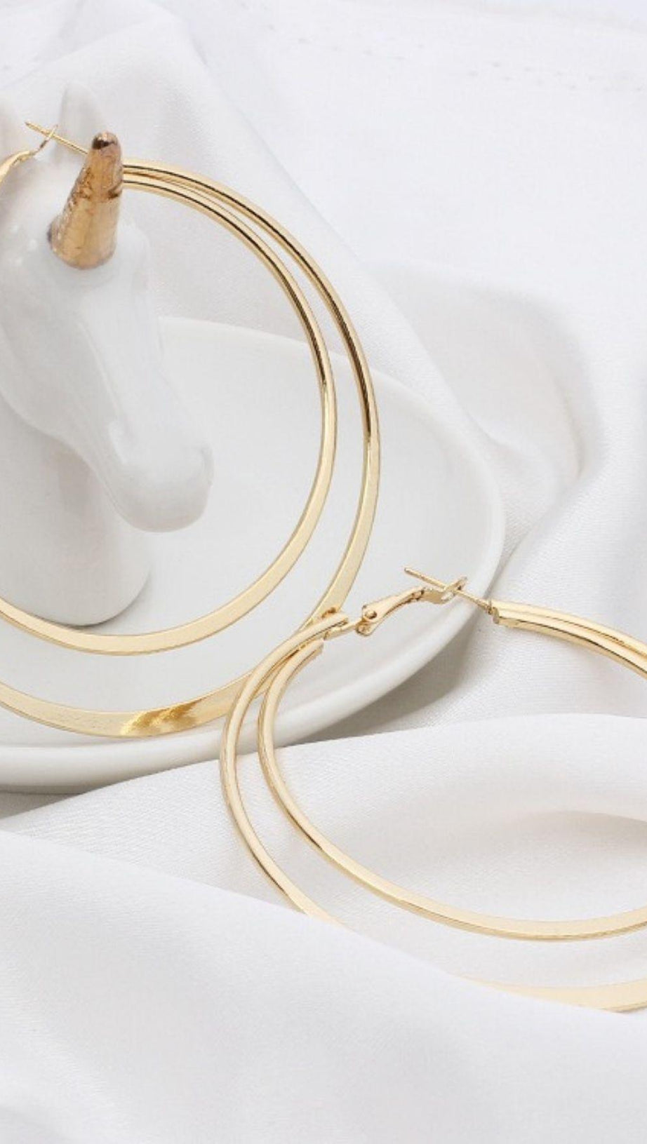 GEOMETRIC LARGE CIRCLE DOUBLE EARRINGS