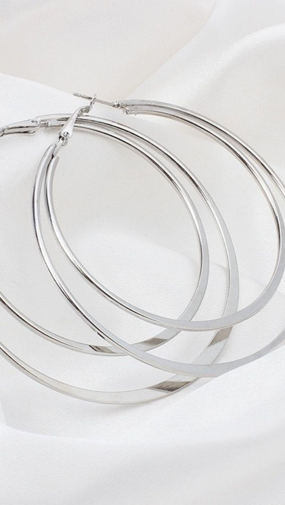 GEOMETRIC LARGE CIRCLE DOUBLE EARRINGS