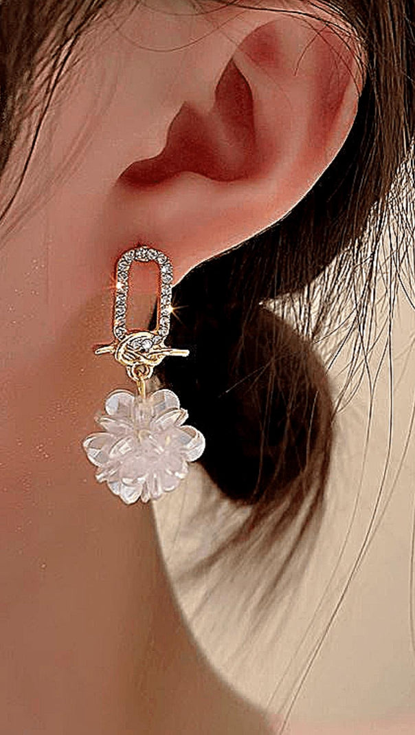 AIIZIE FLOWER MICRO-INLAID AND KNOTTED GEOMETRIC EARRINGS - product image