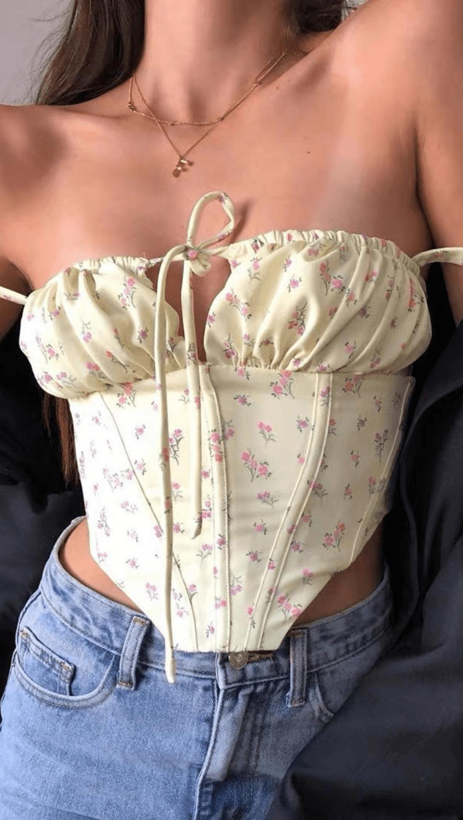 GILET SENZA SPALLINE IN PIZZO FLOREALE.