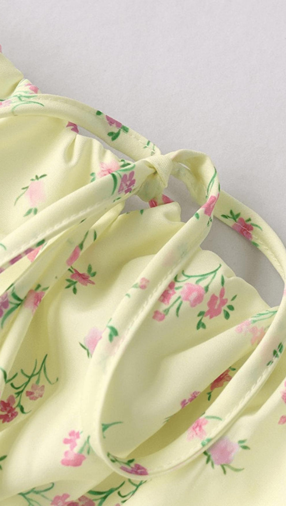 GILET SENZA SPALLINE IN PIZZO FLOREALE.