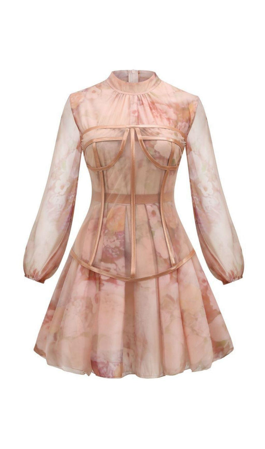 KLEID AUS ROSA SEIDE