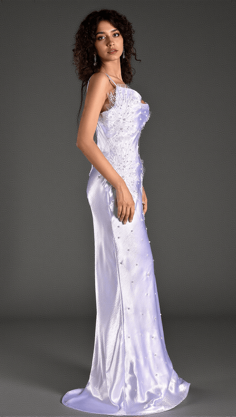 Alanides Satinkleid mit Perlenapplikation