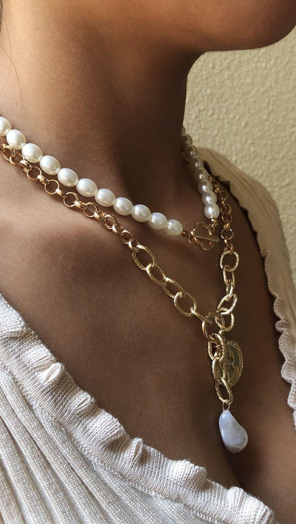 AIIZIE BOHEMIAN COIN PENDANT. - product image