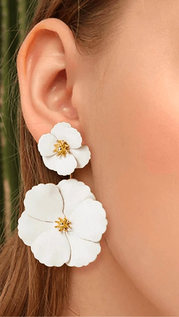 AIIZIE BOHEMIAN ALLOY FLOWER LONG EARRINGS - product image