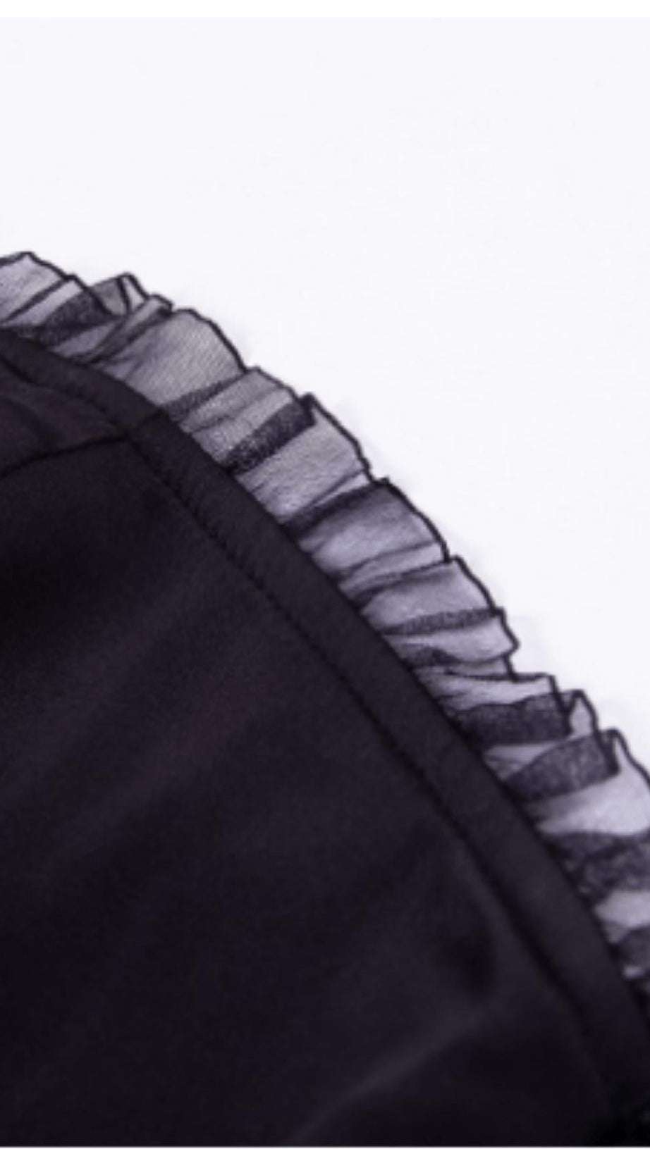 LACE EDGE IN THE NET RED DRESS