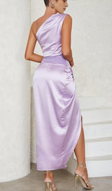 ONE SHOULDER SATIN MIDI DRESS IN LILAC