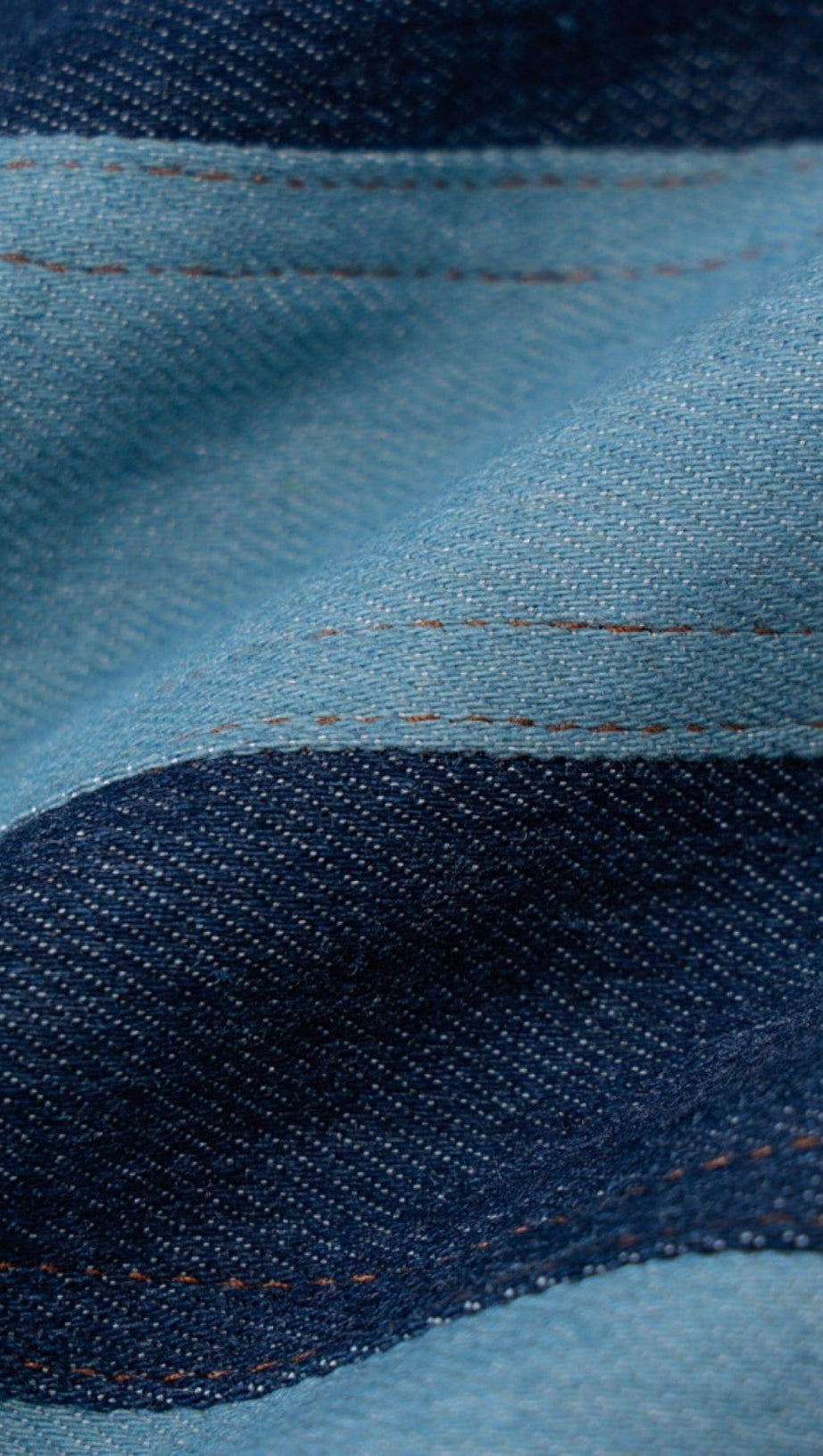 Denim-Wickel-Brustband zum Binden.