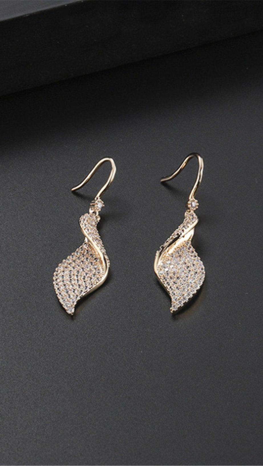 SPRIAL LONG ZIRCON EARRINGS