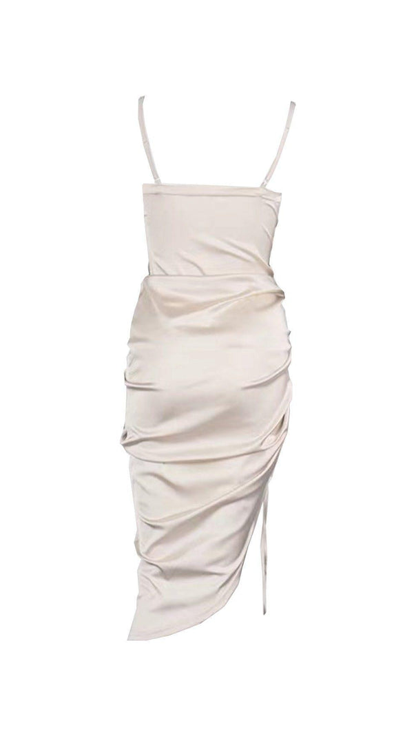 Elfenbeinfarbenes, plissiertes Sling-Kleid mit Schlitz