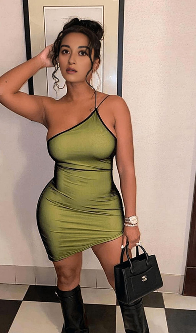 Slim wrap hip dress