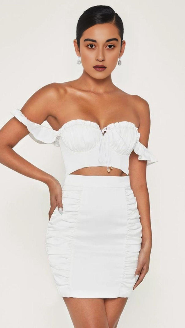 AIIZIE SHORT LACE-UP TOP WITH WOOD EARS - product image