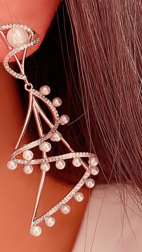 AIIZIE ROTATING BALLET PEARL EARRINGS - product image