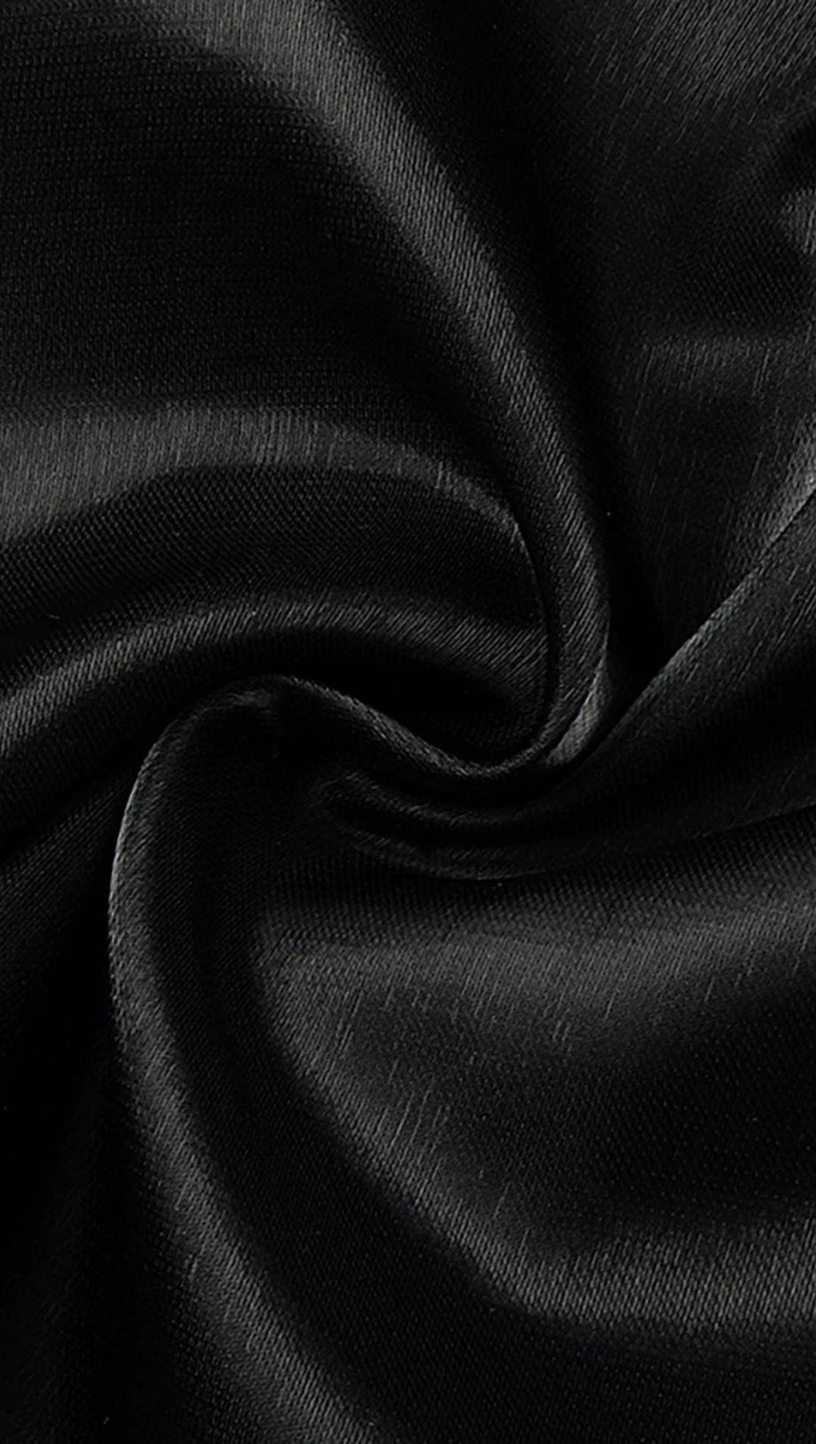 ABITO CON MANICHE A SBUFFO NERO