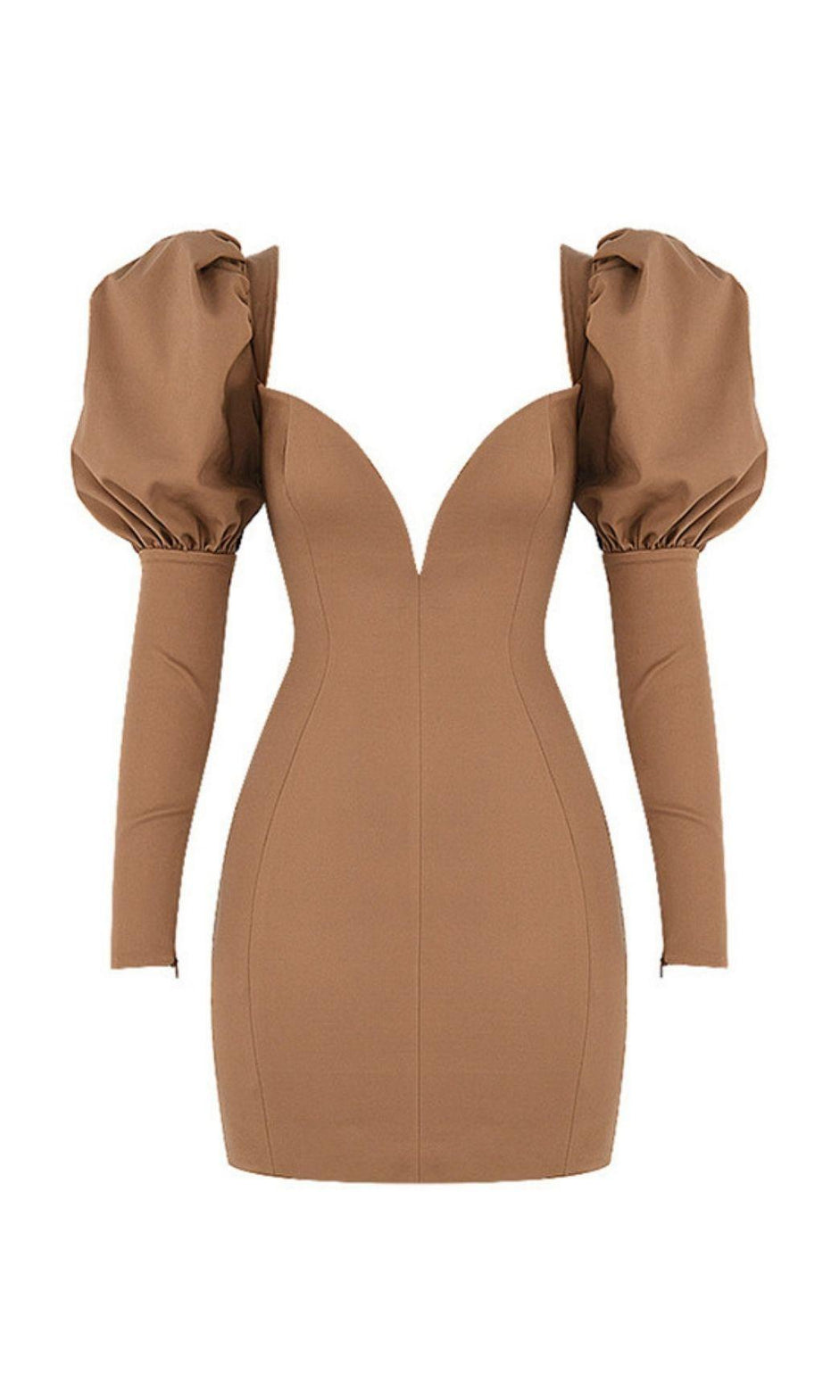 Kleid mit Puffärmeln.
