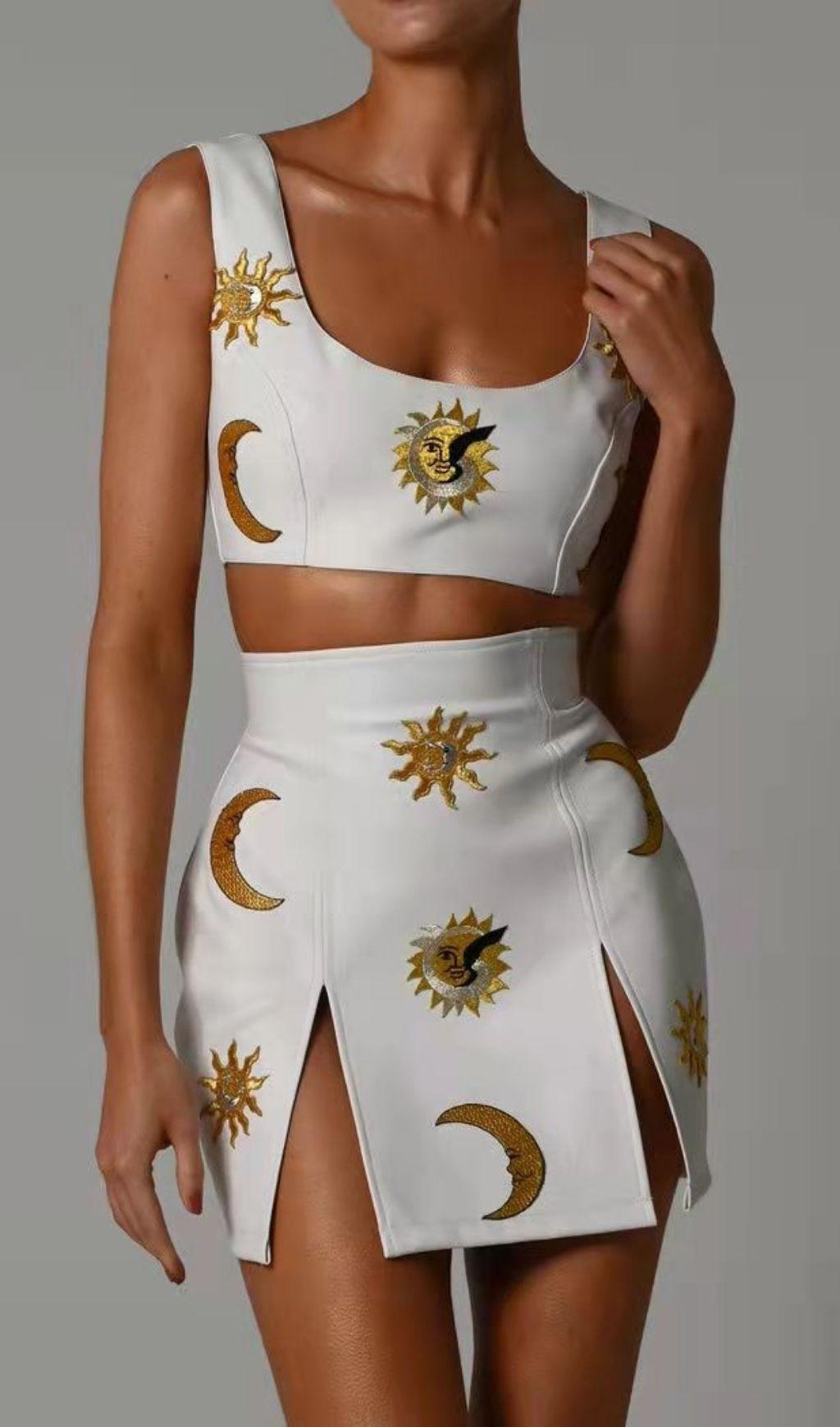 Zweiteiliges Set aus Kristallleder in Weiß