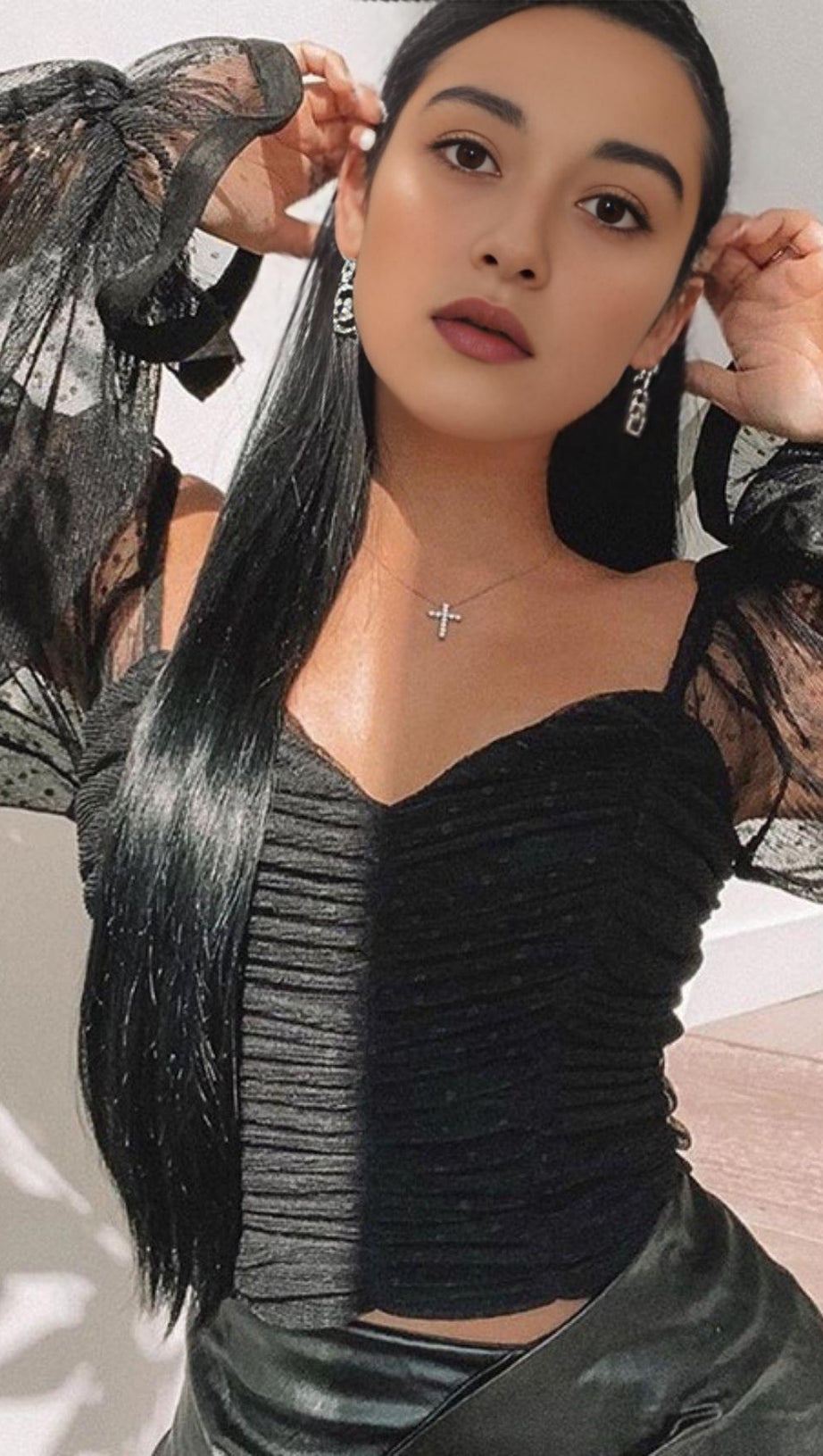 TOP CORTO CON SENO AVVOLGENTE A POIS ROSA