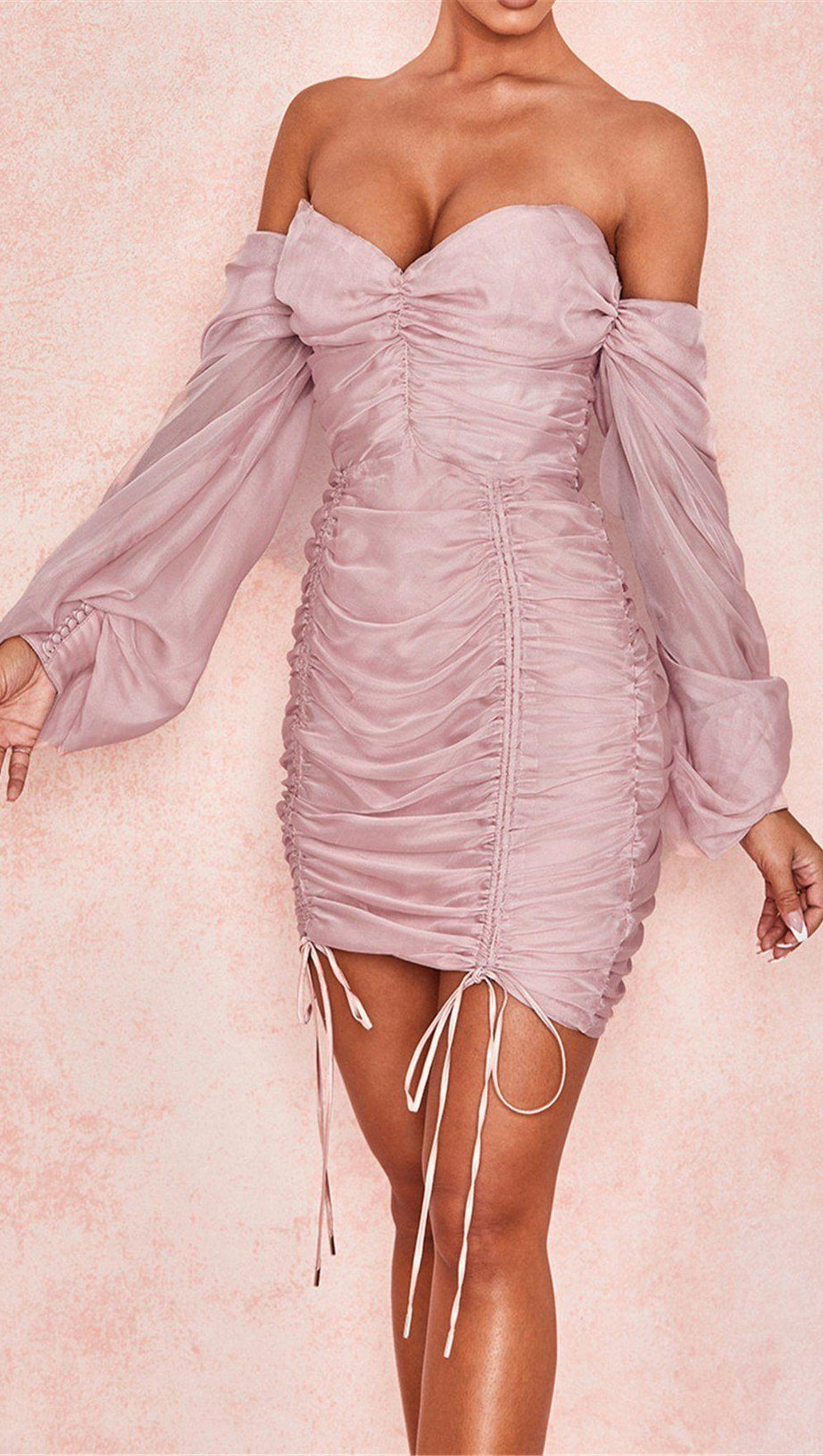 ABITO ROSA MONOSPALLA CON ARRICCIATURA