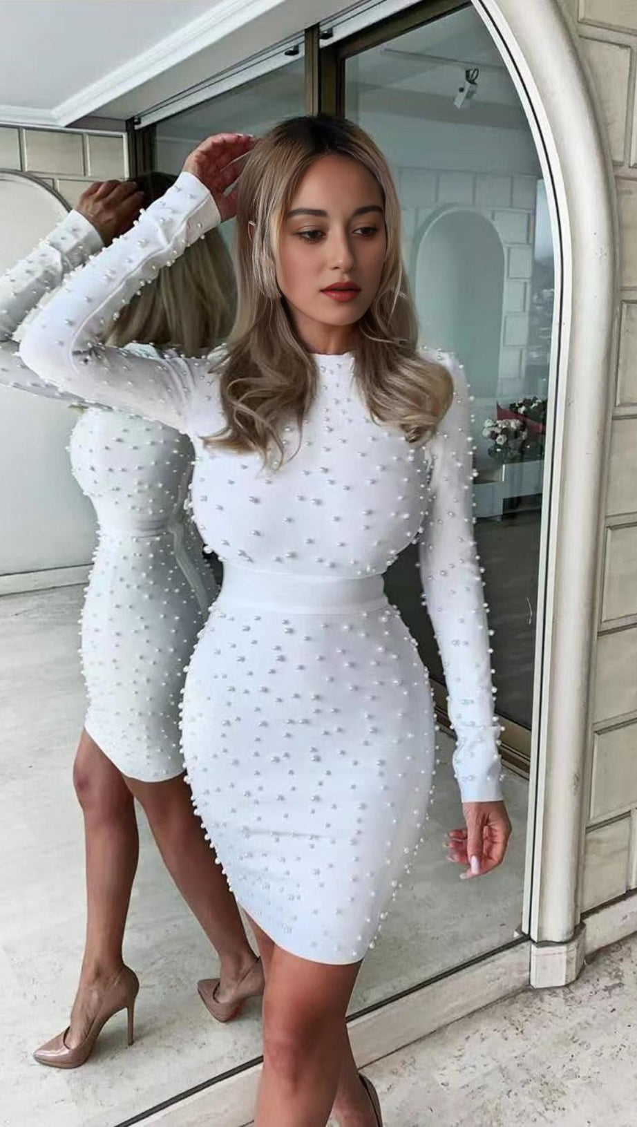 MINI ABITO BENDAGGIO A MANICHE LUNGHE CON PERLE