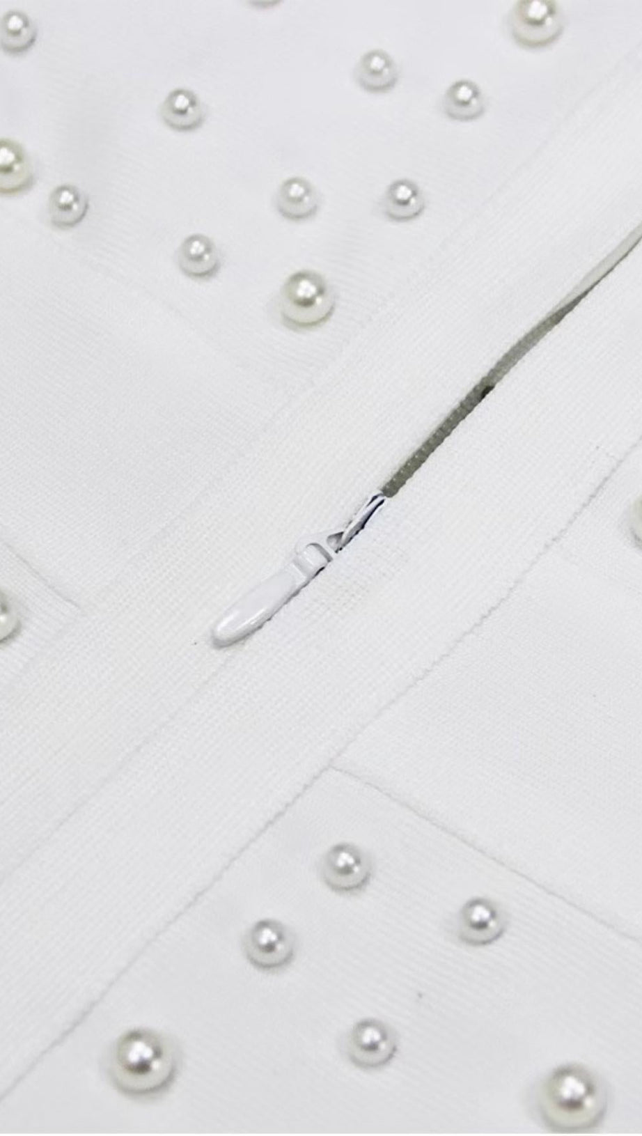 MINI ABITO BENDAGGIO A MANICHE LUNGHE CON PERLE